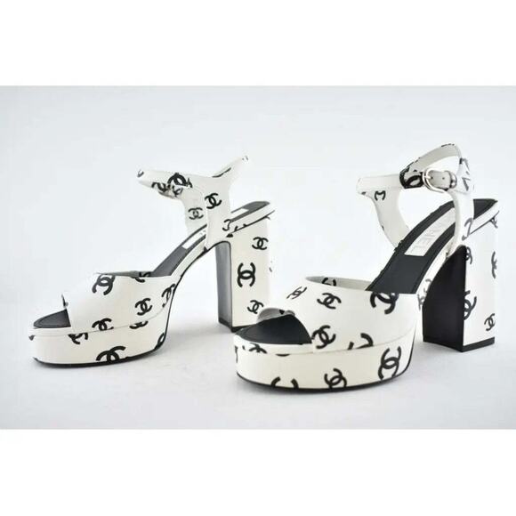 Chanel 22S White Black Lambskin CC Logo Platform Strap Block Heel Sandal 40 - Picture 9 of 12
